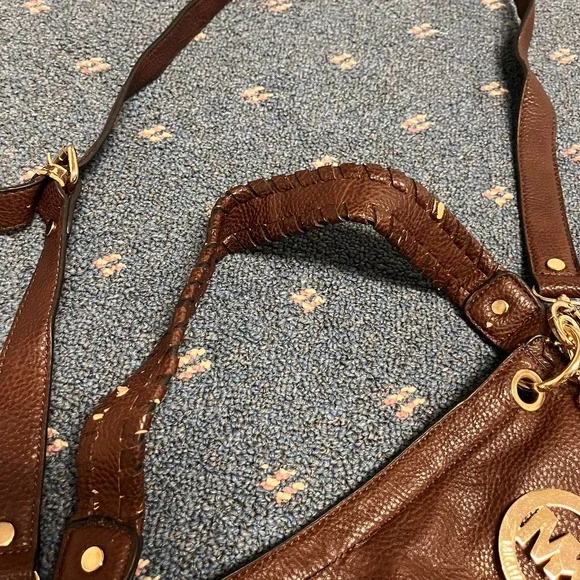 Michael Kors Brown Leather Flap Top Brown Crossbody Shoulder Bag Tassel Clip - Picture 4 of 11